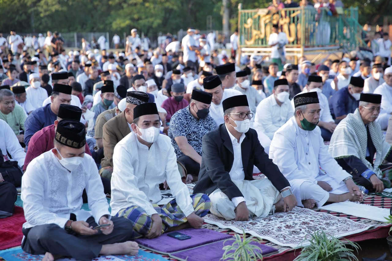 PPKM Level 3, Lokasi Shalat Ied di Makassar Dipadati Jamaah, Ini Penjelasan Danny